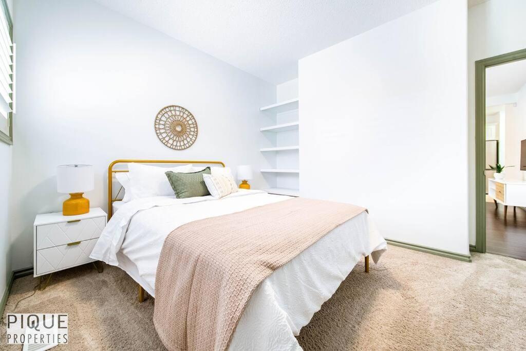 Apartment Spacious Bright - Sleep 2 - Long - Nflx&wifi Edmonton
